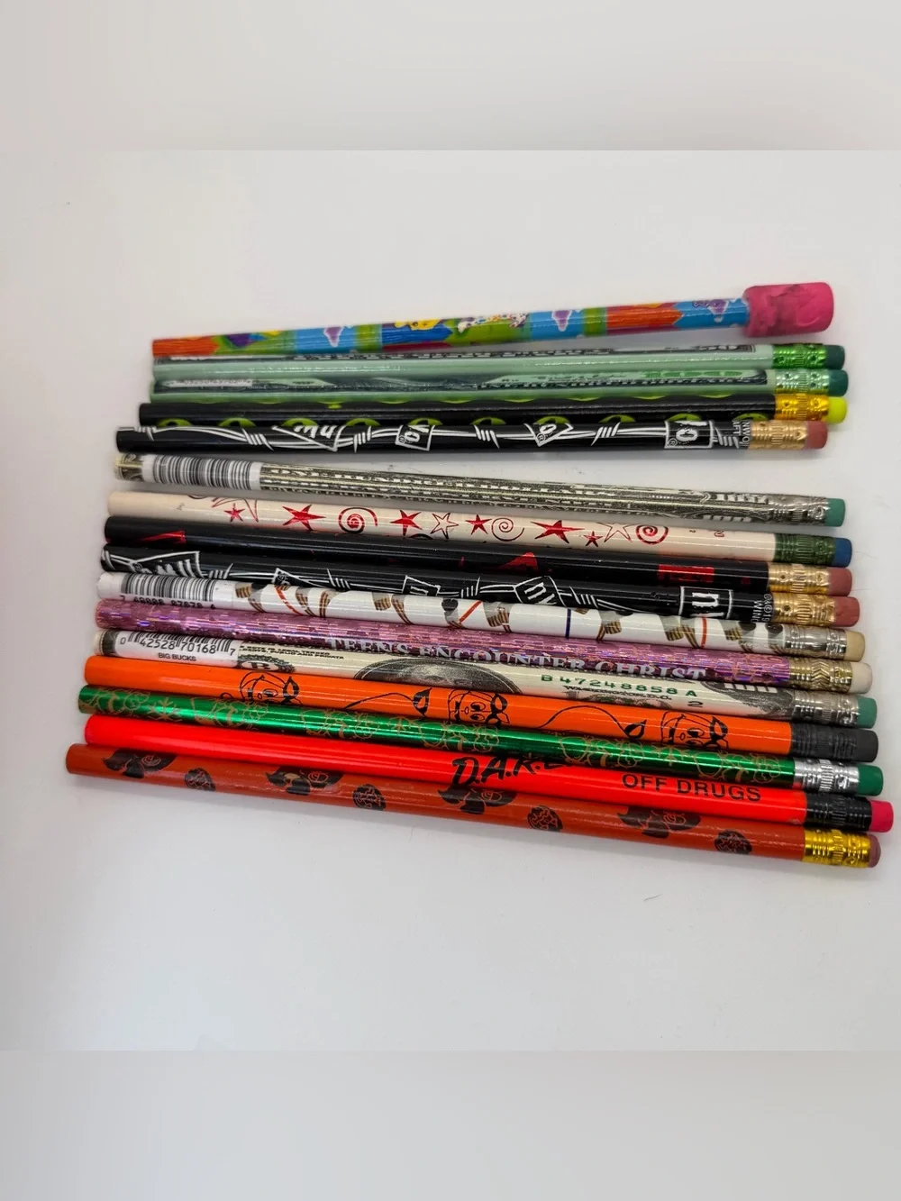 Mixed Lot 90s pencils DARE HALLOWEEN MONEY NWO WWF Lisa frank